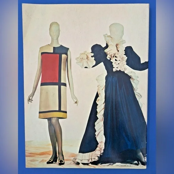 Yves Saint Laurent - Paperback Book - Museum Modern Art, 1983 - Picture 2 of 5